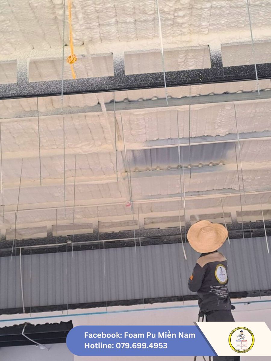 PU Foam giúp giảm nhiệt độ mái rõ rệt chỉ sau khi thi công.